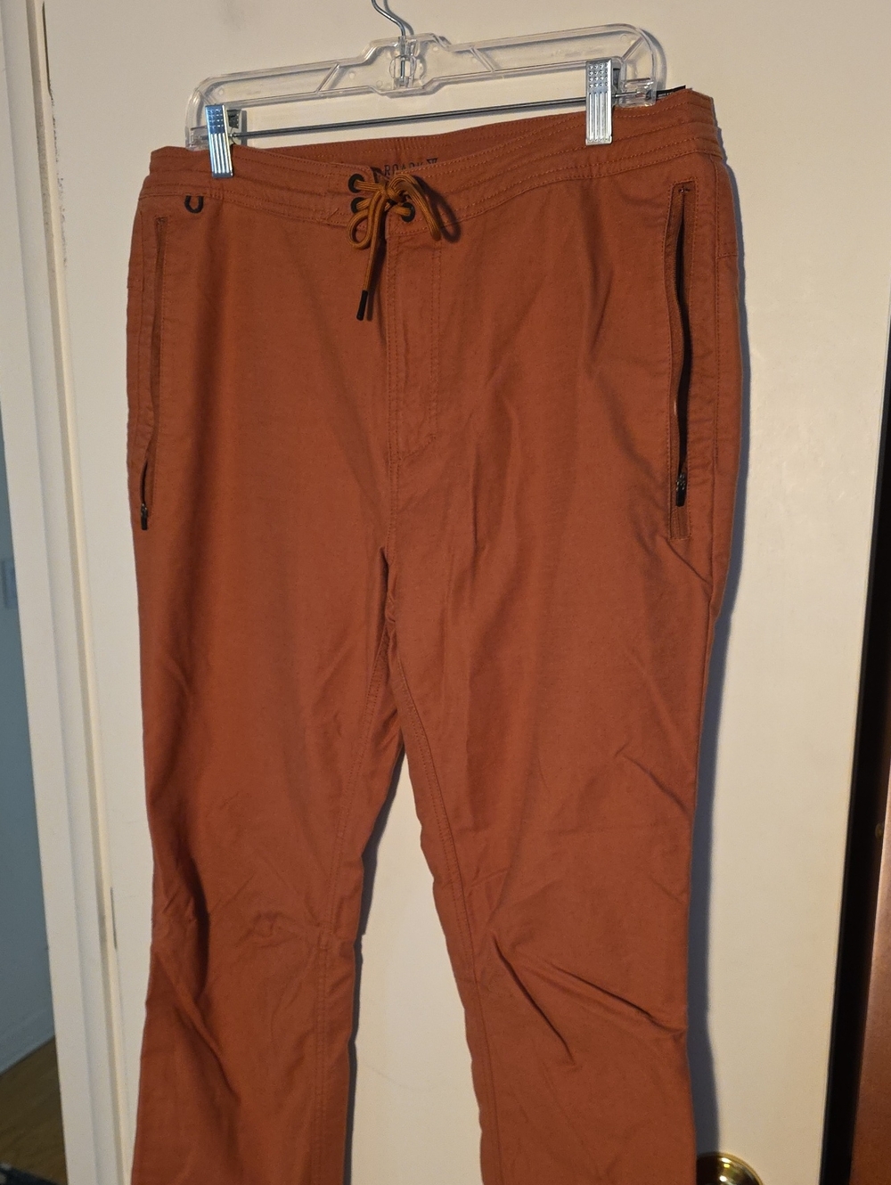 Roark Men's Rust Drawstring Hiking Pants 2 Zippered Front Pockets Clay Color 34W